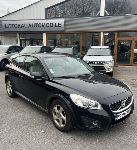 BG944 - VOLVO - C30 - 2011