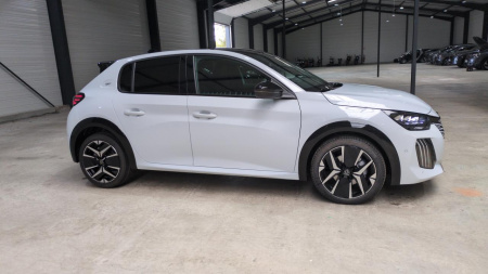 45708_p28 - PEUGEOT - 208 - 2025