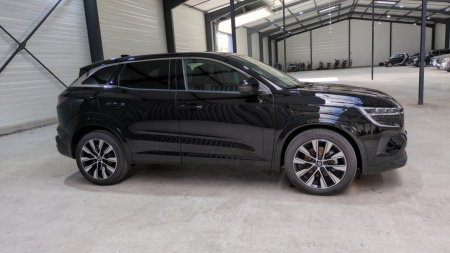 45886_p28 - RENAULT - AUSTRAL - 2025