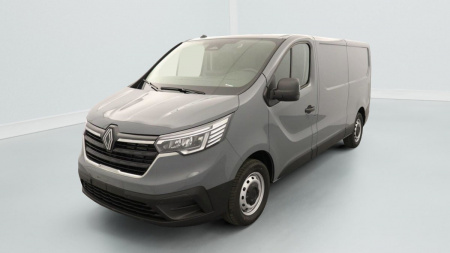 356404_p2 - RENAULT - TRAFIC - 2025