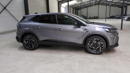 45871_p28 - RENAULT - SYMBIOZ - 2025