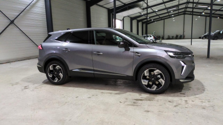 46347_p28 - RENAULT - SYMBIOZ - 2025