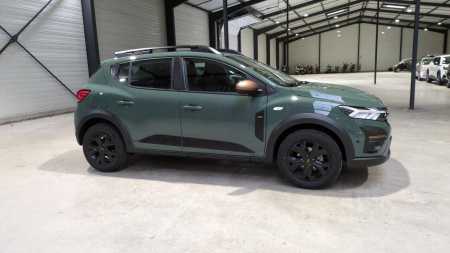 46555_p28 - DACIA - SANDERO - 2025 46555_p28 - DACIA - SANDERO - 2025