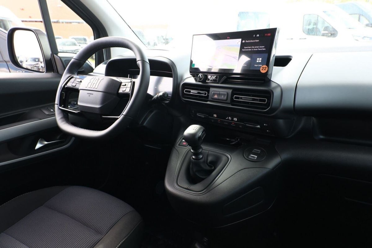 357898_p2 - FIAT - DOBLO - 2025 - photo 9