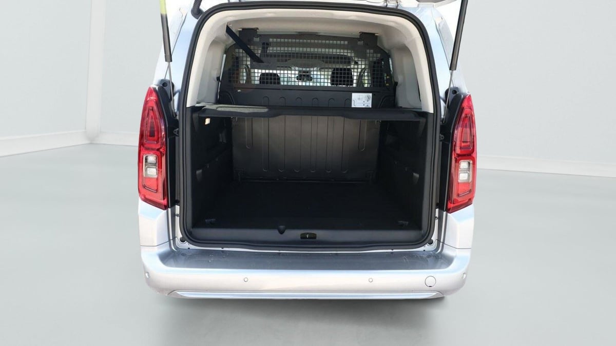 357898_p2 - FIAT - DOBLO - 2025 - photo 4