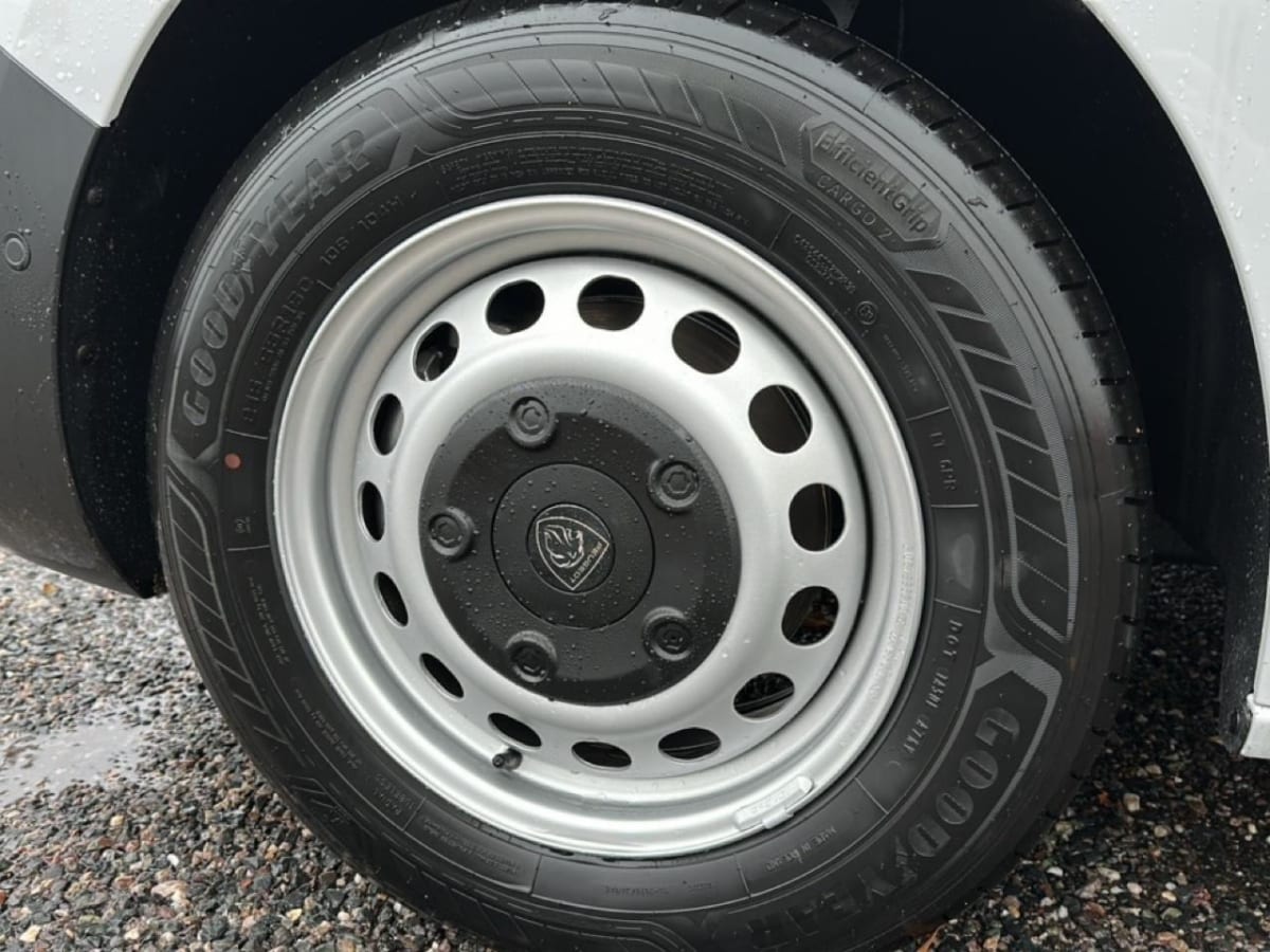 361120_p2 - PEUGEOT - EXPERT - 2025 - photo 9