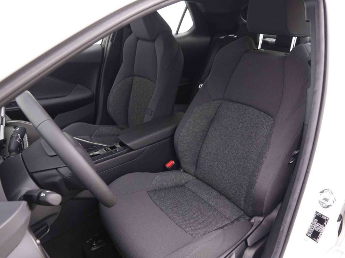 360918_p2 - TOYOTA - C HR - 2025 - photo 7