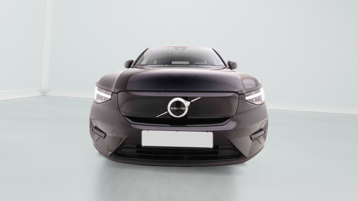 361102_p2 - VOLVO - EC40 - 2025 - photo 2