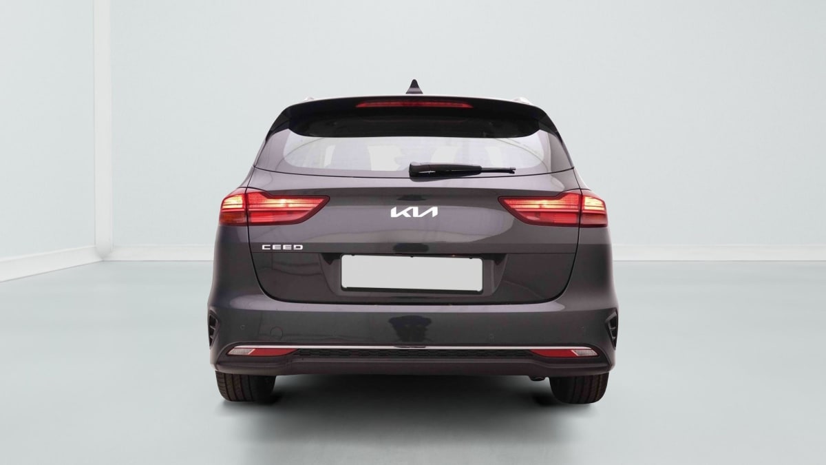 363900_p2 - KIA - CEED SW - 2025 - photo 5