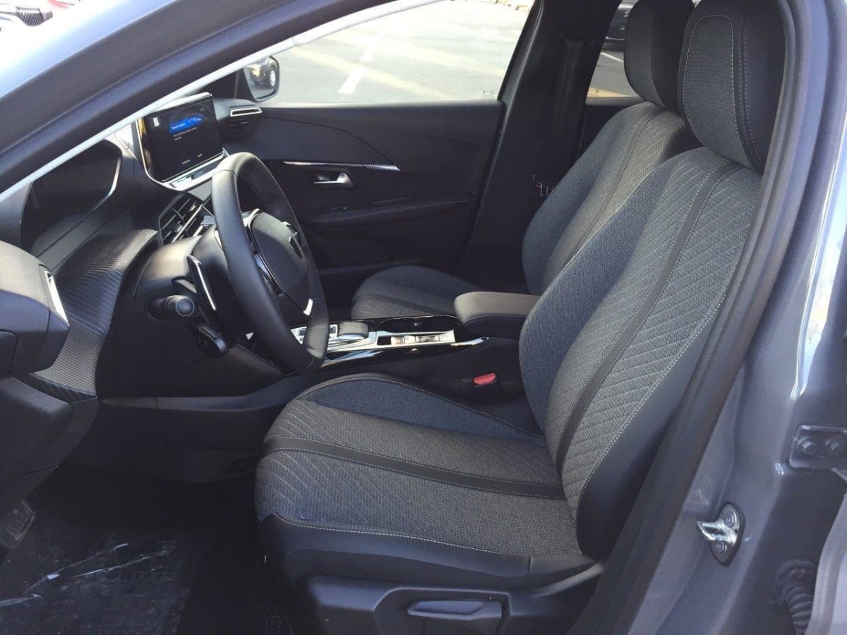 362589_p2 - PEUGEOT - 208 - 2025 - photo 9