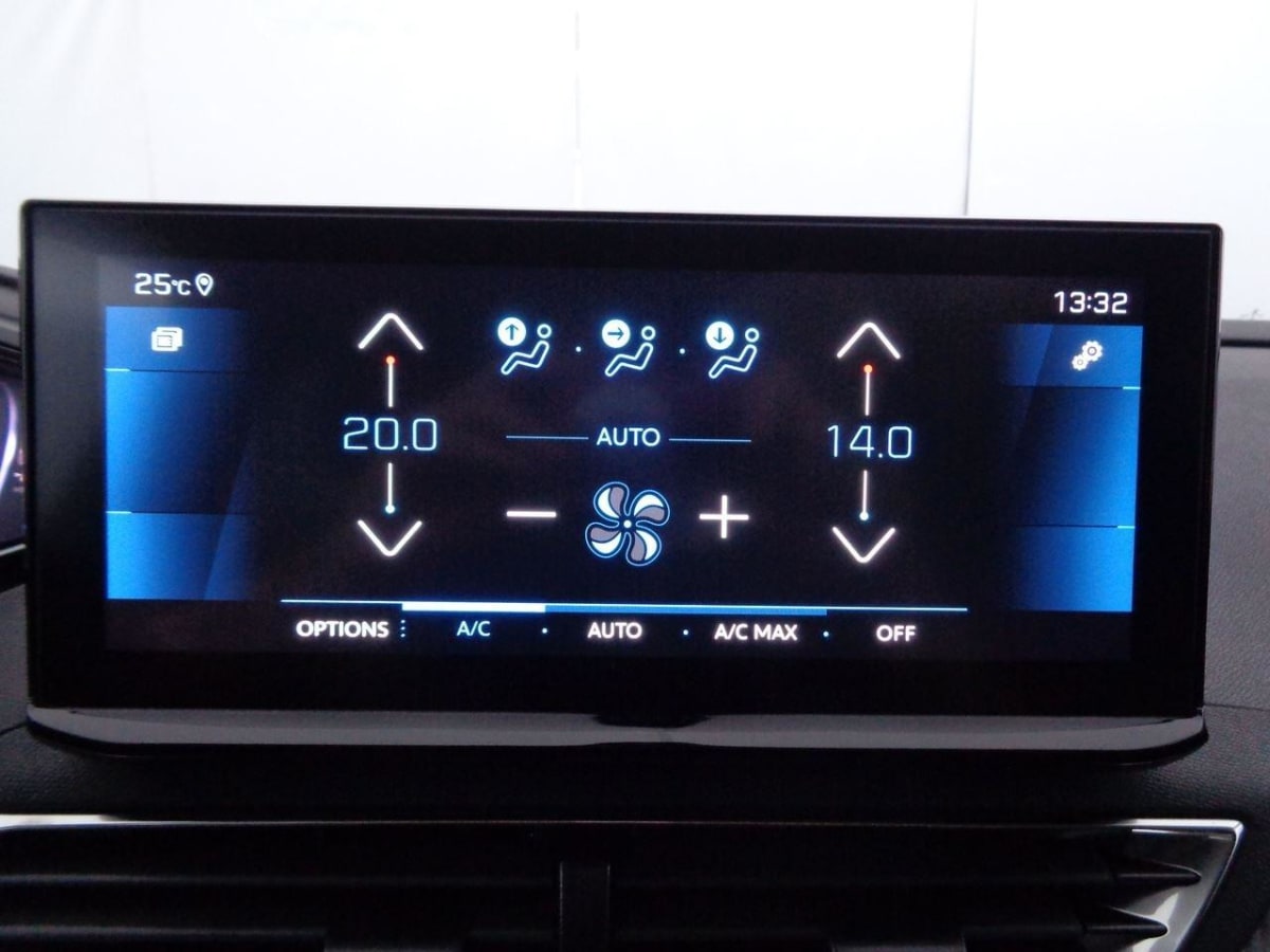 125026500_p2 - PEUGEOT - 3008 - 2023 - photo 10