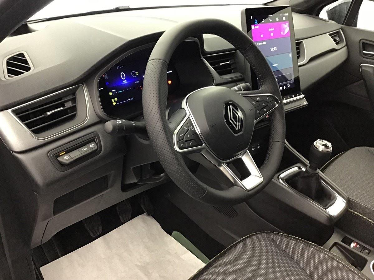 364272_p2 - RENAULT - CAPTUR - 2025 - photo 10