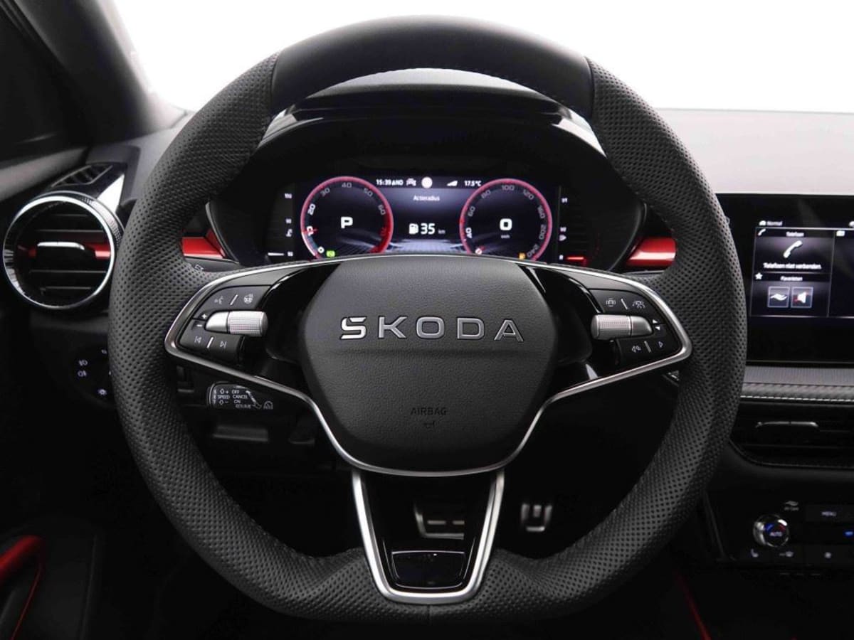 363166_p2 - SKODA - FABIA - 2025 - photo 9