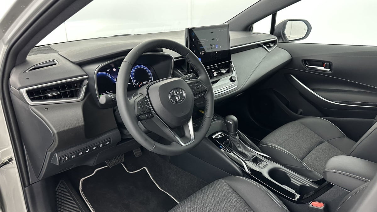 347677_p2 - TOYOTA - COROLLA TOURING SPORTS - 2025 - photo 6