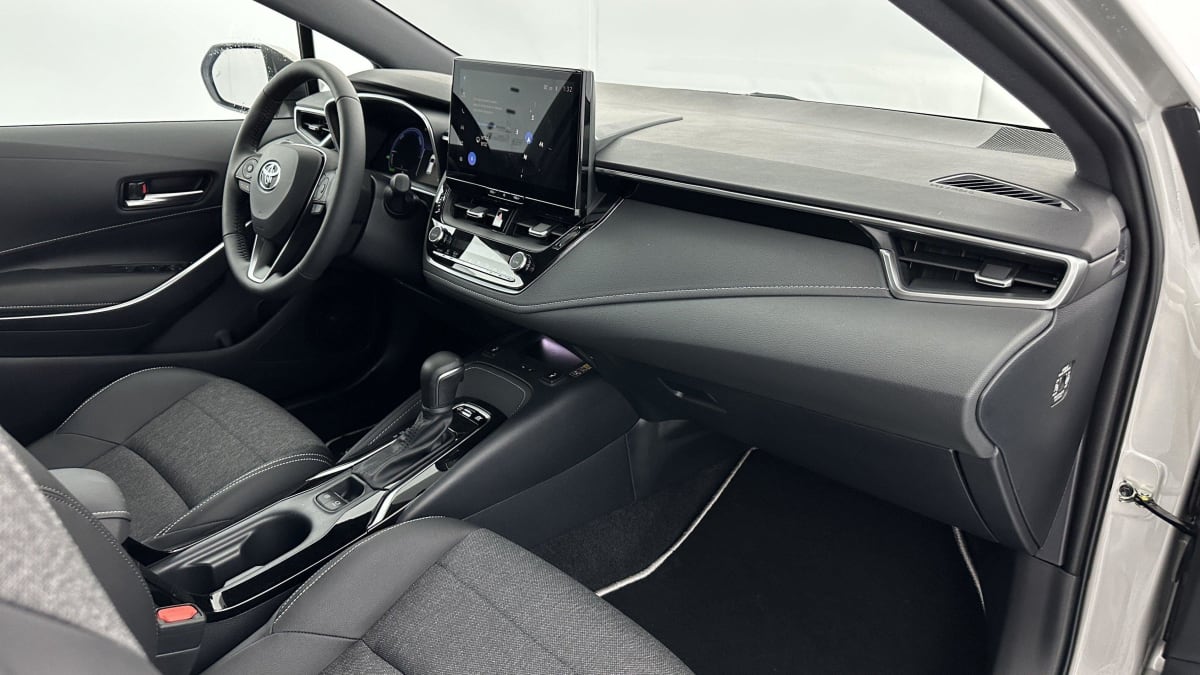 347677_p2 - TOYOTA - COROLLA TOURING SPORTS - 2025 - photo 8