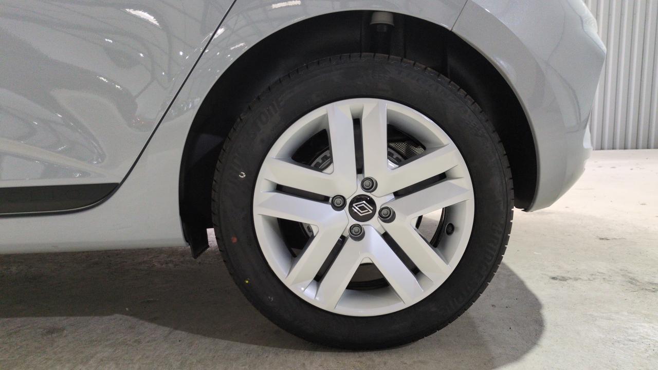 45531_p28 - RENAULT - CLIO 5 - 2025 - photo 6