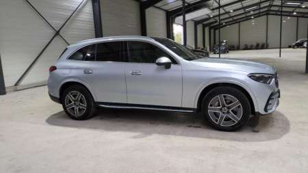 45896_p28 - MERCEDES - GLC - 2024
