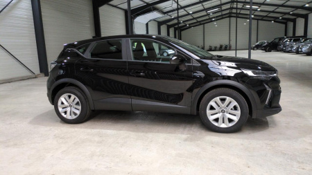 46127_p28 - RENAULT - CAPTUR - 2025