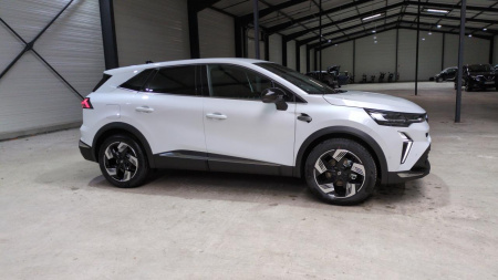 46737_p28 - RENAULT - SYMBIOZ - 2025