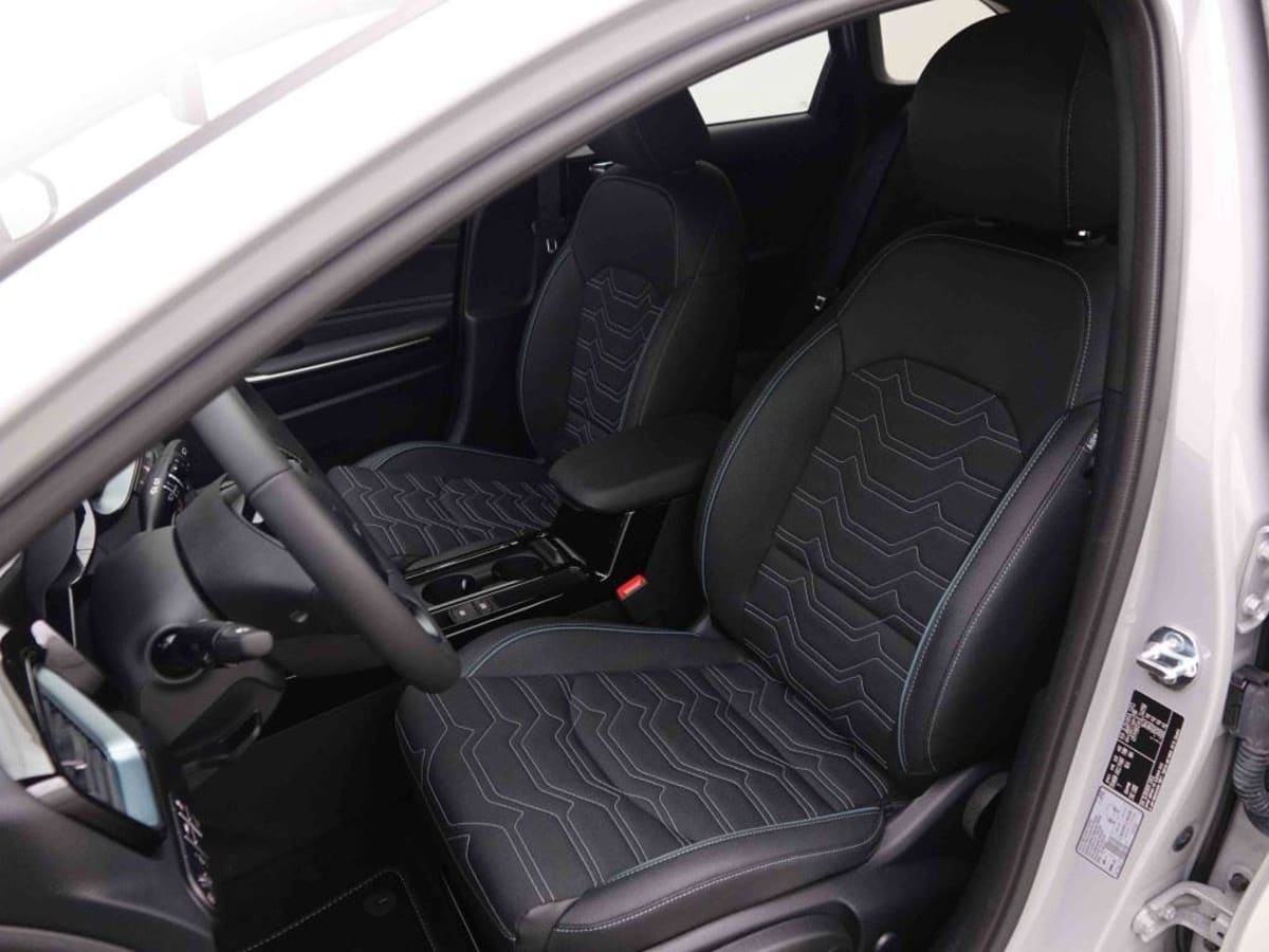 364758_p2 - KIA - CEED SW - 2025 - photo 7