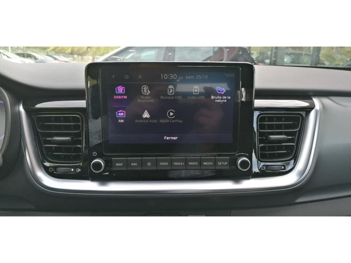 361379_p2 - KIA - STONIC - 2025 - photo 9