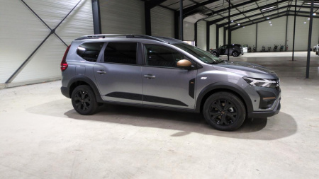 46819_p28 - DACIA - JOGGER - 2025