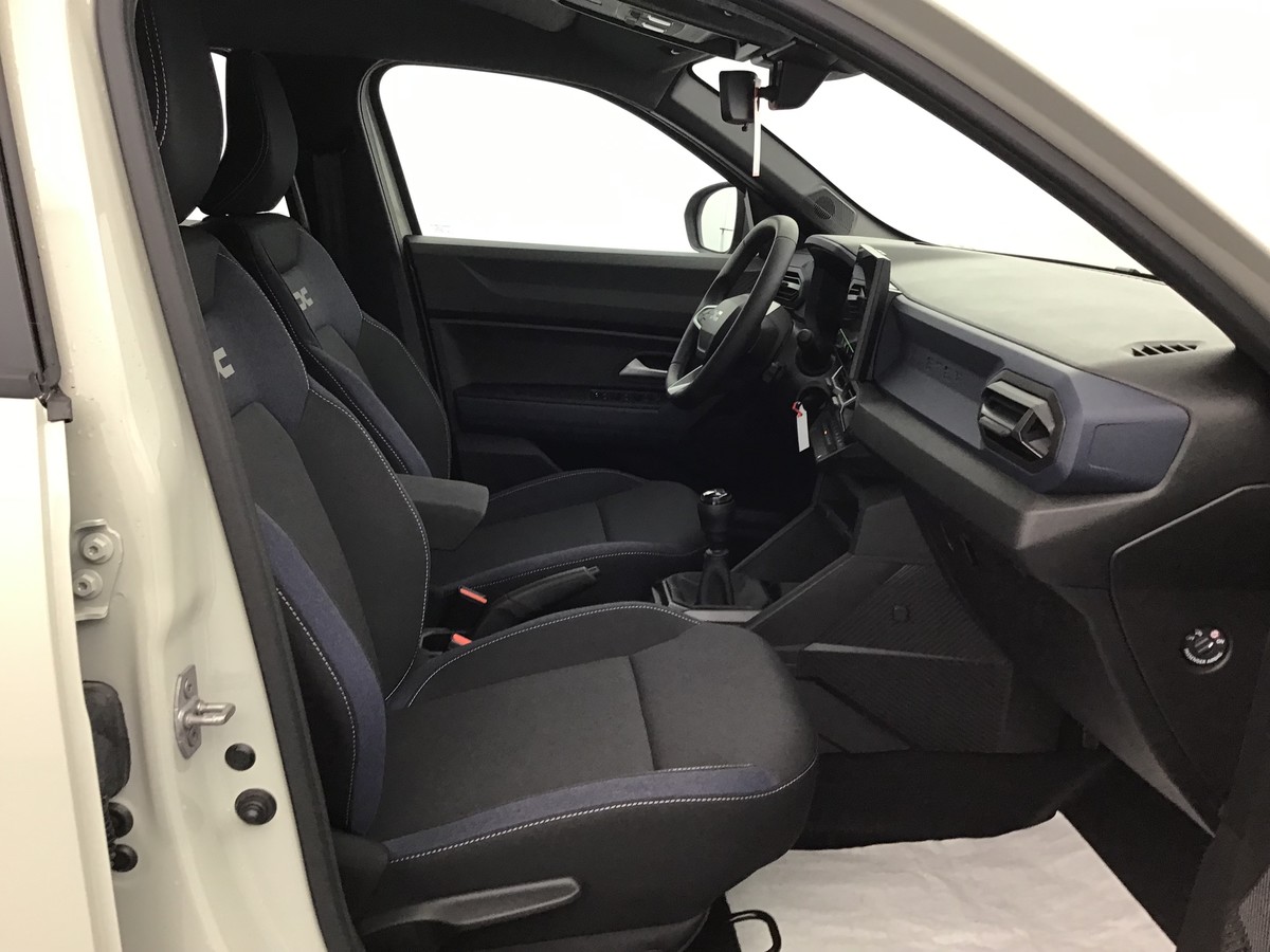 N201485_p3 - DACIA - DUSTER - 2025 - photo 6