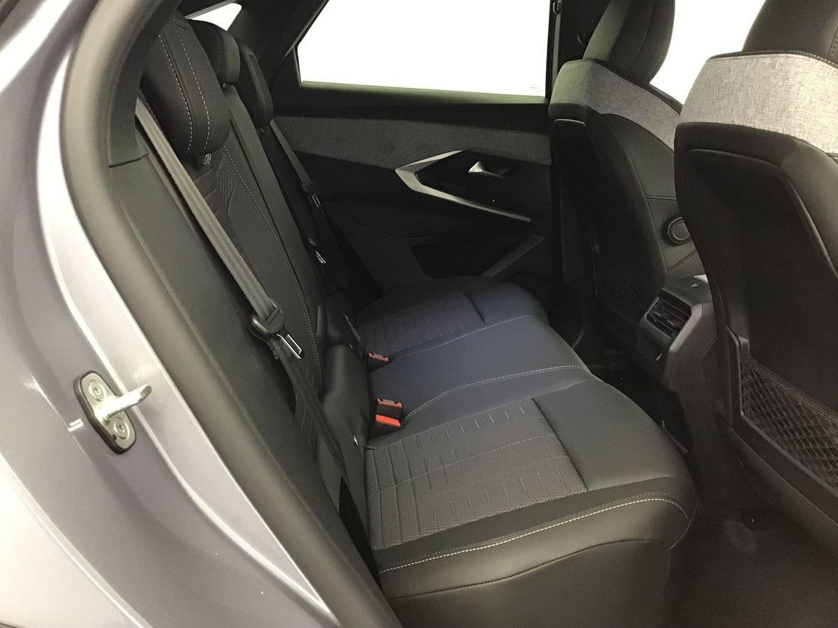 368670_p2 - PEUGEOT - 3008 - 2025 - photo 7