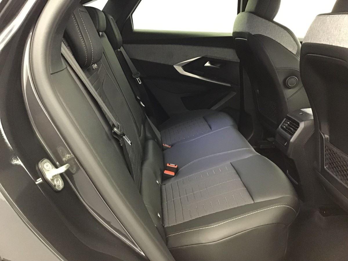 368671_p2 - PEUGEOT - 3008 - 2025 - photo 7