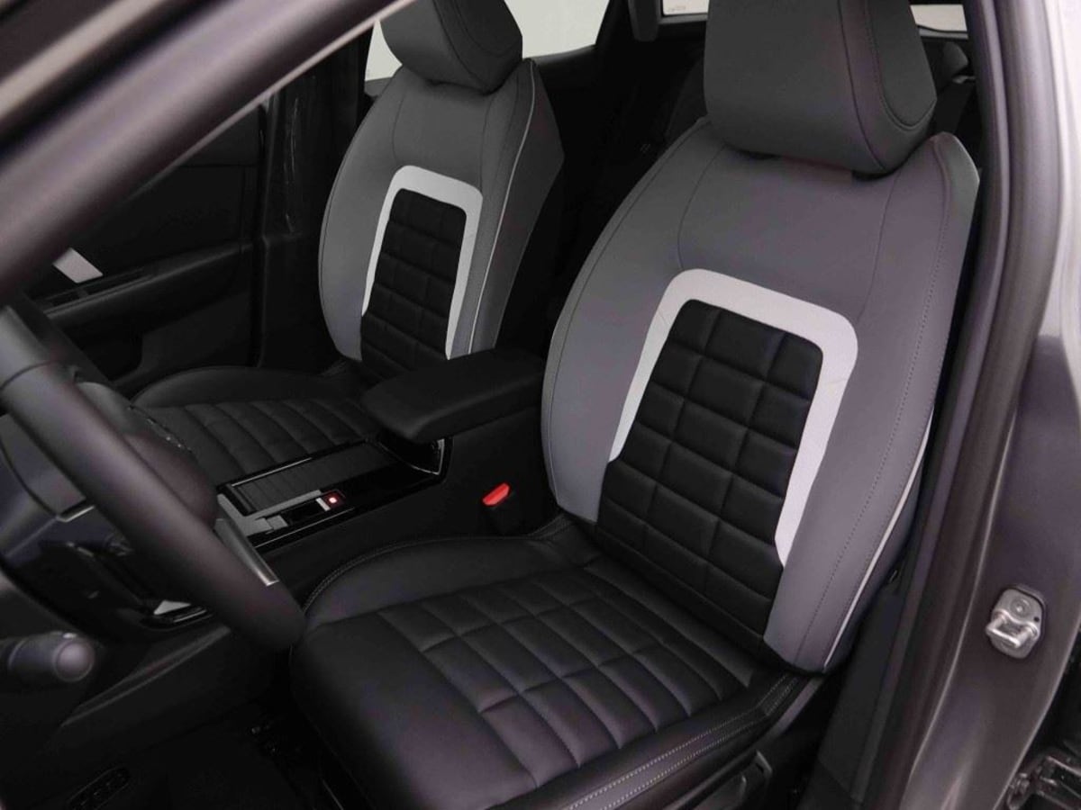 371204_p2 - CITROEN - C4 - 2025 - photo 7