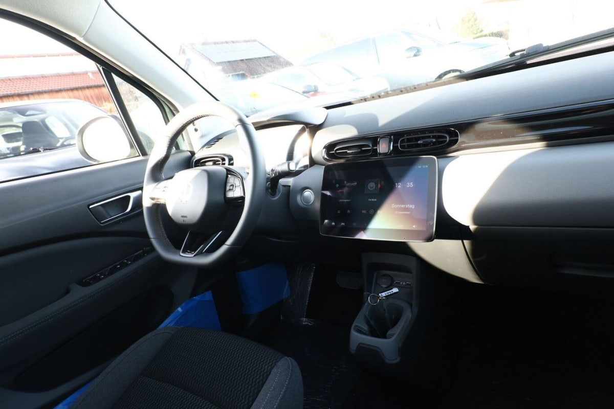 369707_p2 - LEAPMOTOR - T03 - 2025 - photo 9