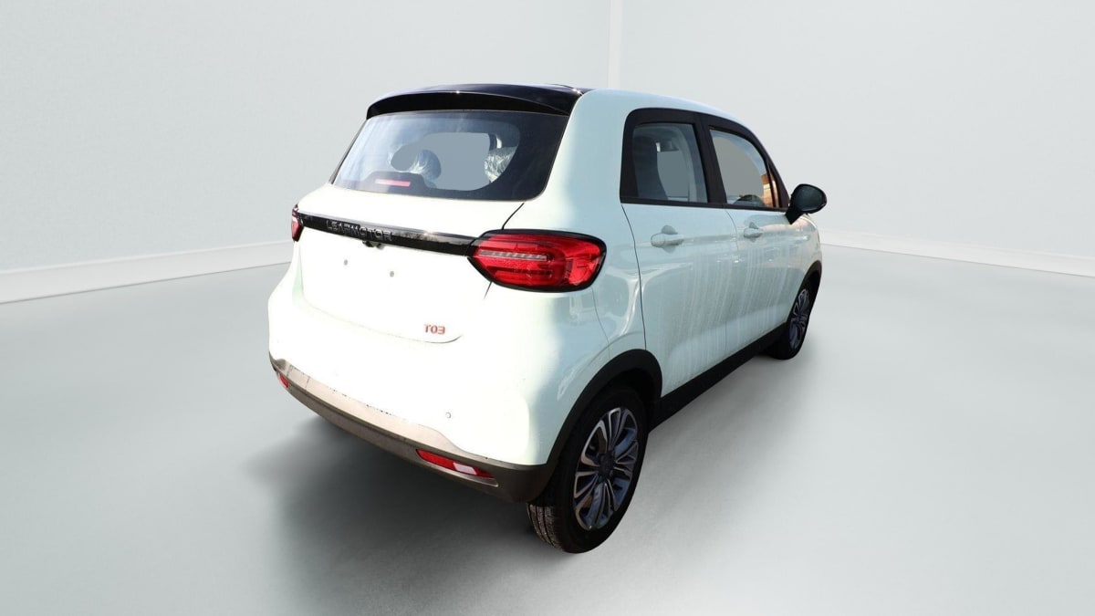 369707_p2 - LEAPMOTOR - T03 - 2025 - photo 3