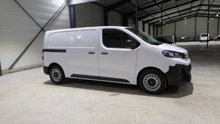 47116_p28 - PEUGEOT - EXPERT - 2025