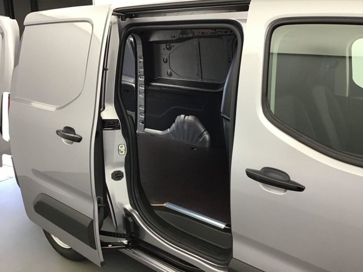 374542_p2 - PEUGEOT - PARTNER - 2026 - photo 6