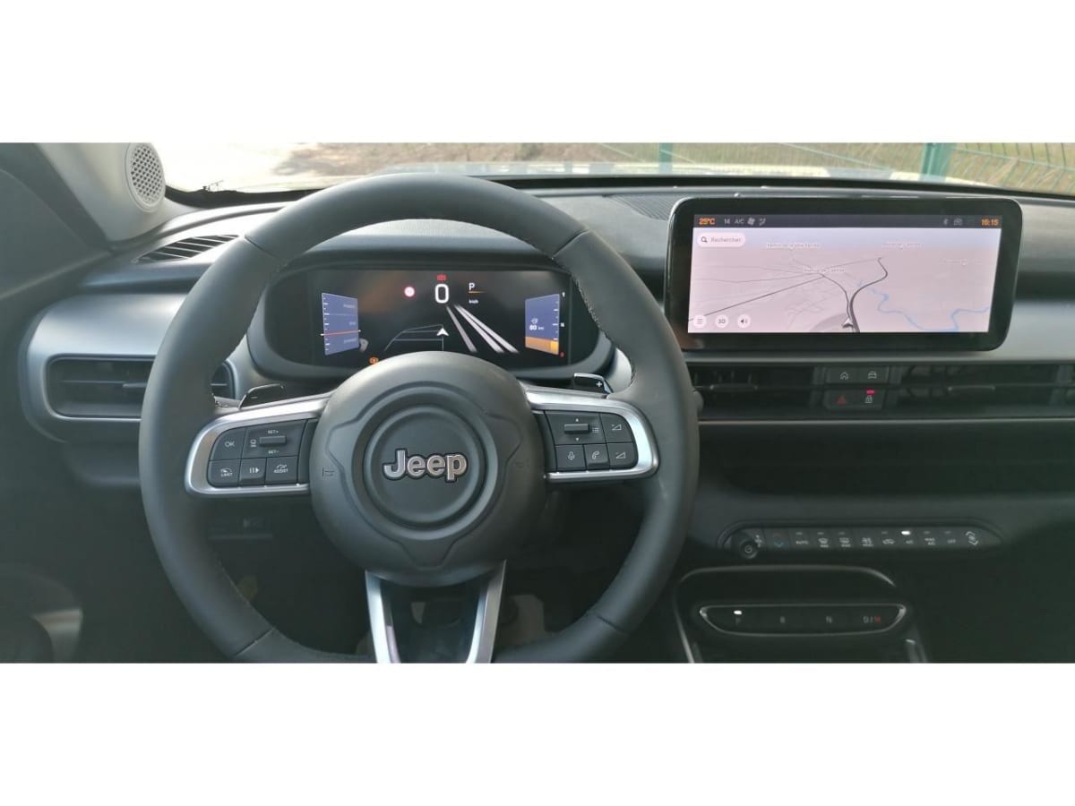 374924_p2 - JEEP - AVENGER - 2026 - photo 9