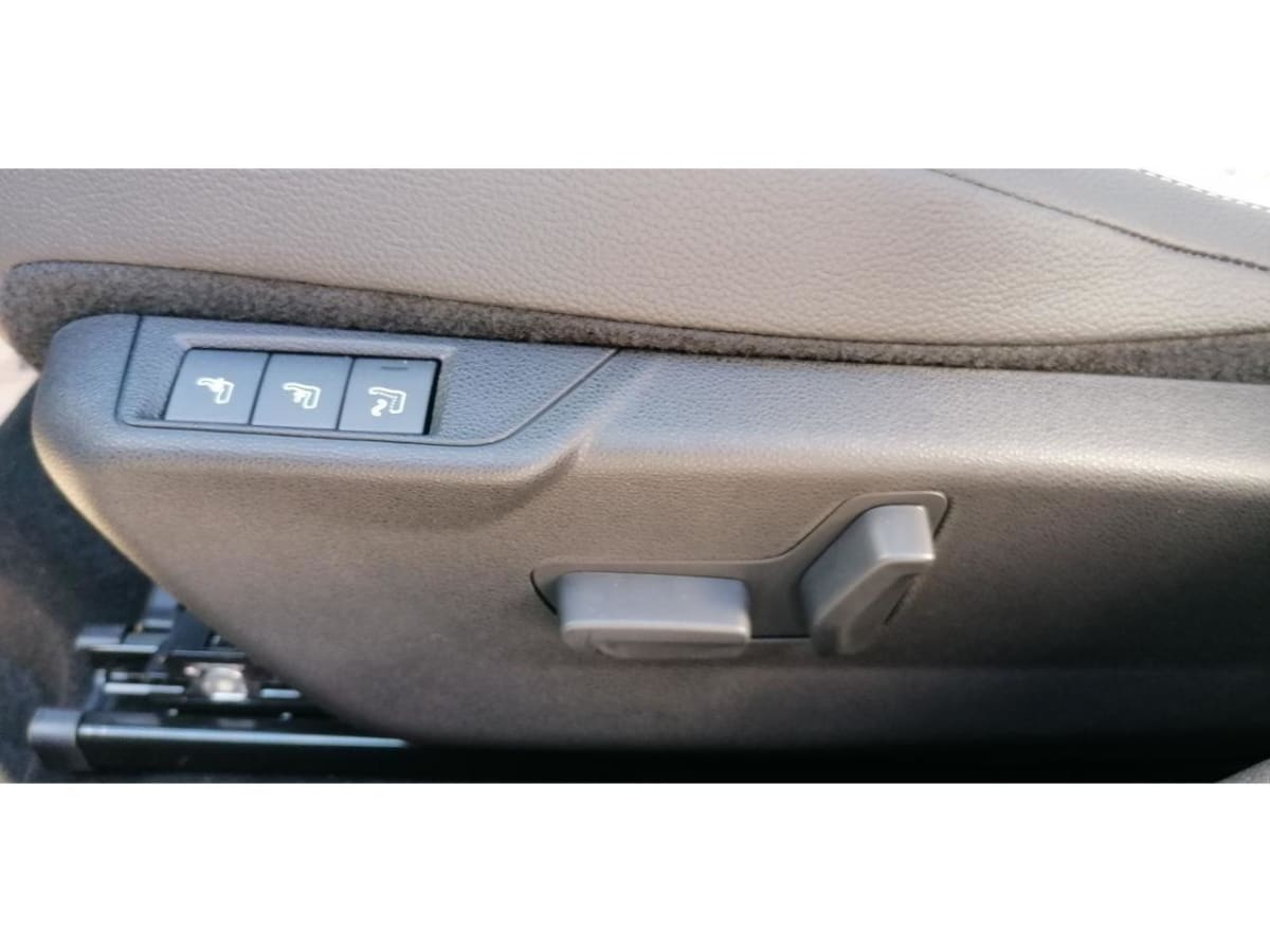 374924_p2 - JEEP - AVENGER - 2026 - photo 6