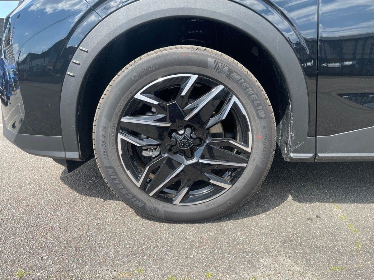 348614_p2 - PEUGEOT - 5008 - 2025 - photo 9