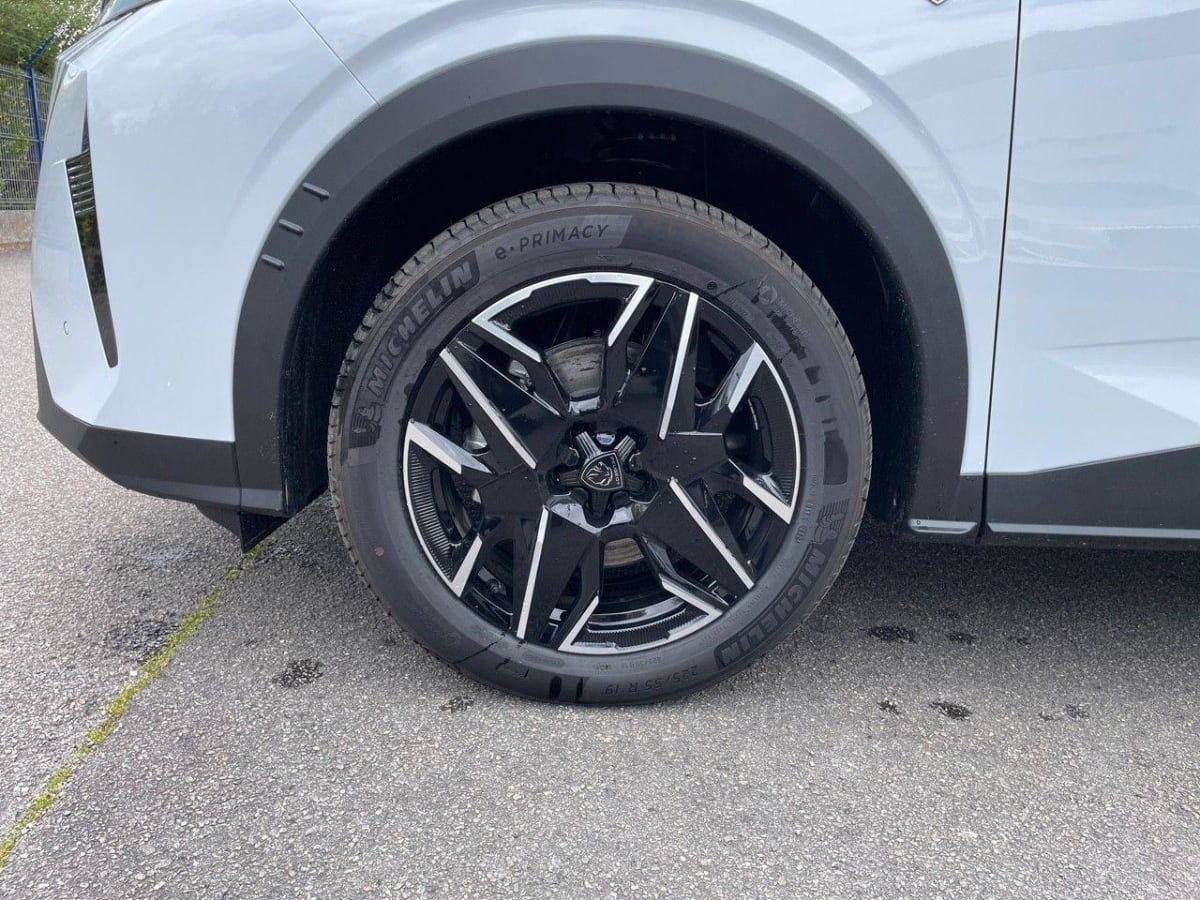 352016_p2 - PEUGEOT - 5008 - 2025 - photo 9