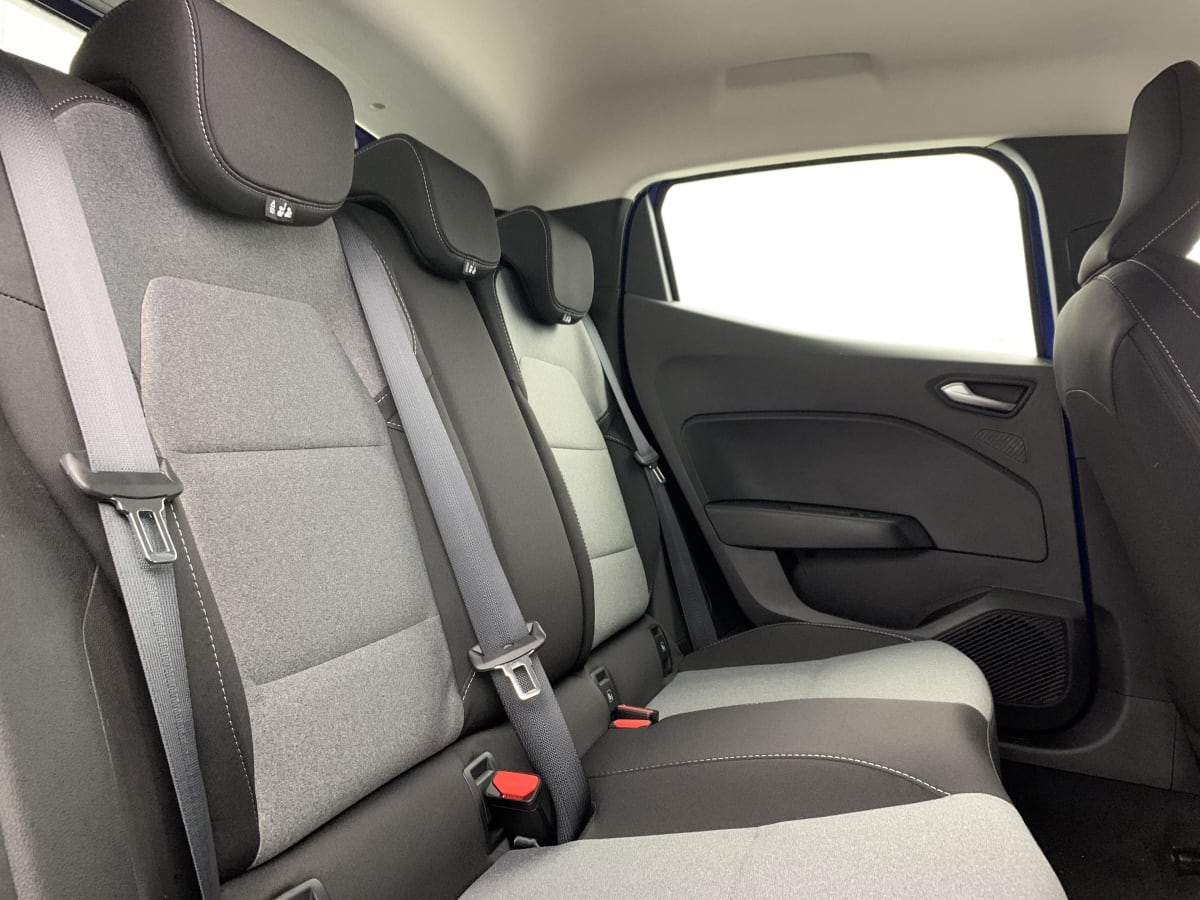 368293_p2 - RENAULT - CLIO 5 - 2025 - photo 10