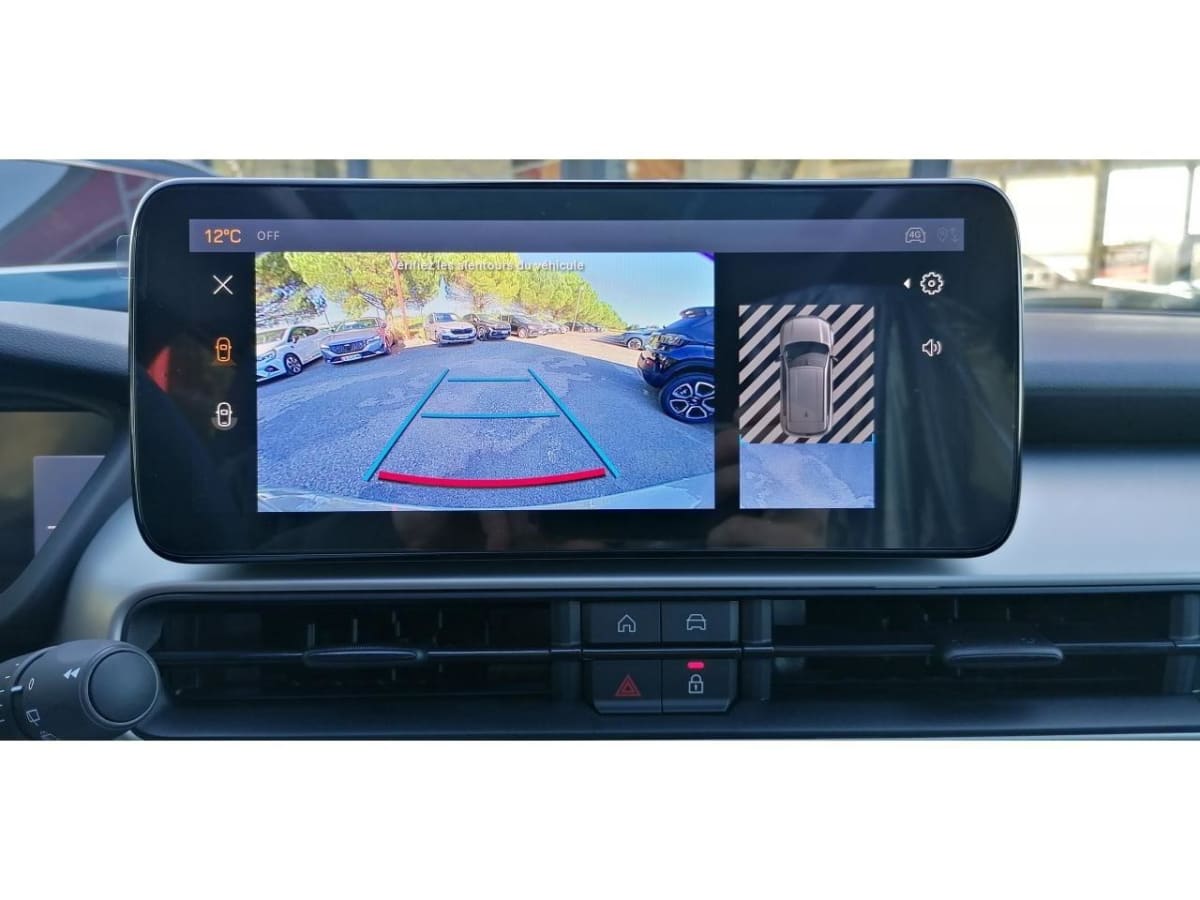 377869_p2 - JEEP - AVENGER - 2026 - photo 7