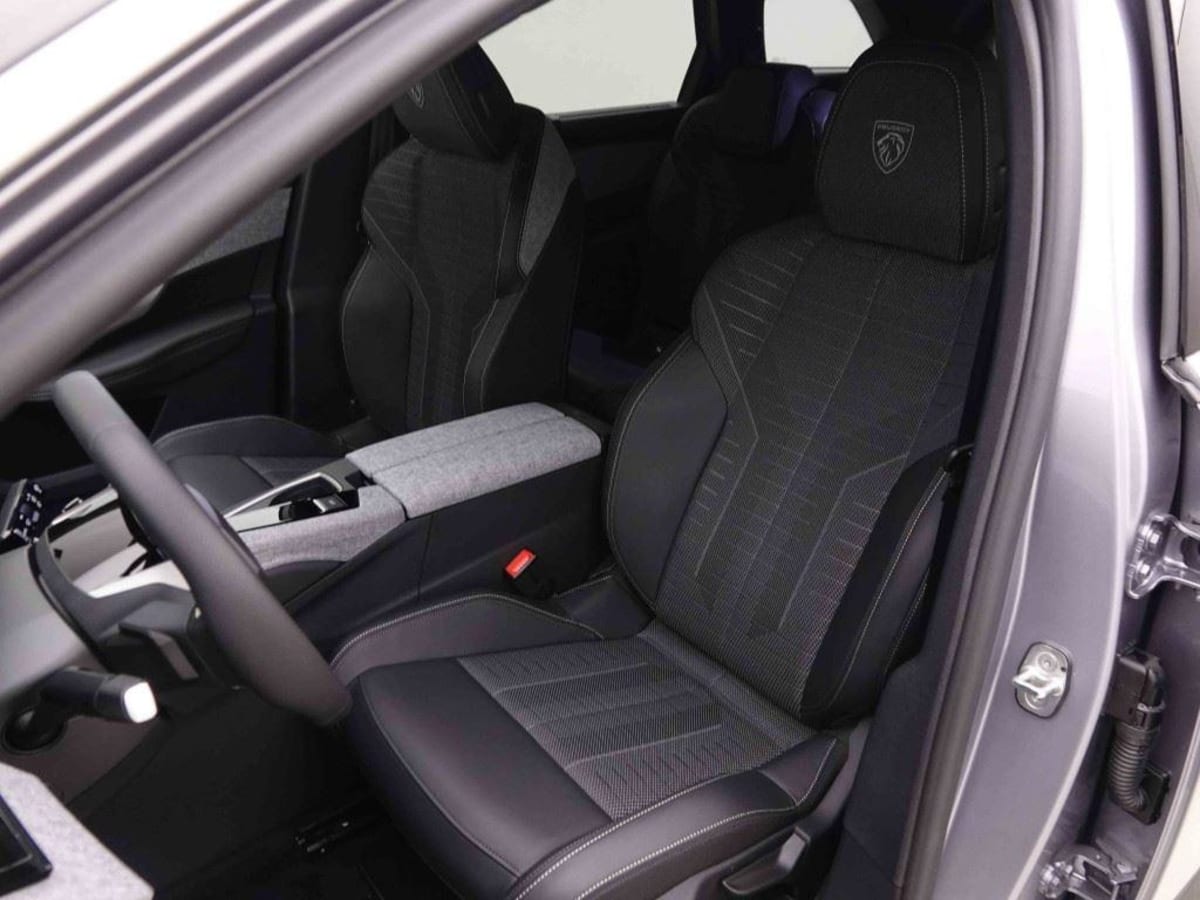 376944_p2 - PEUGEOT - 5008 - 2026 - photo 8