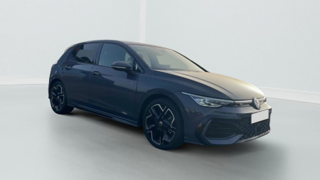 381009_p2 - VOLKSWAGEN - GOLF - 2026