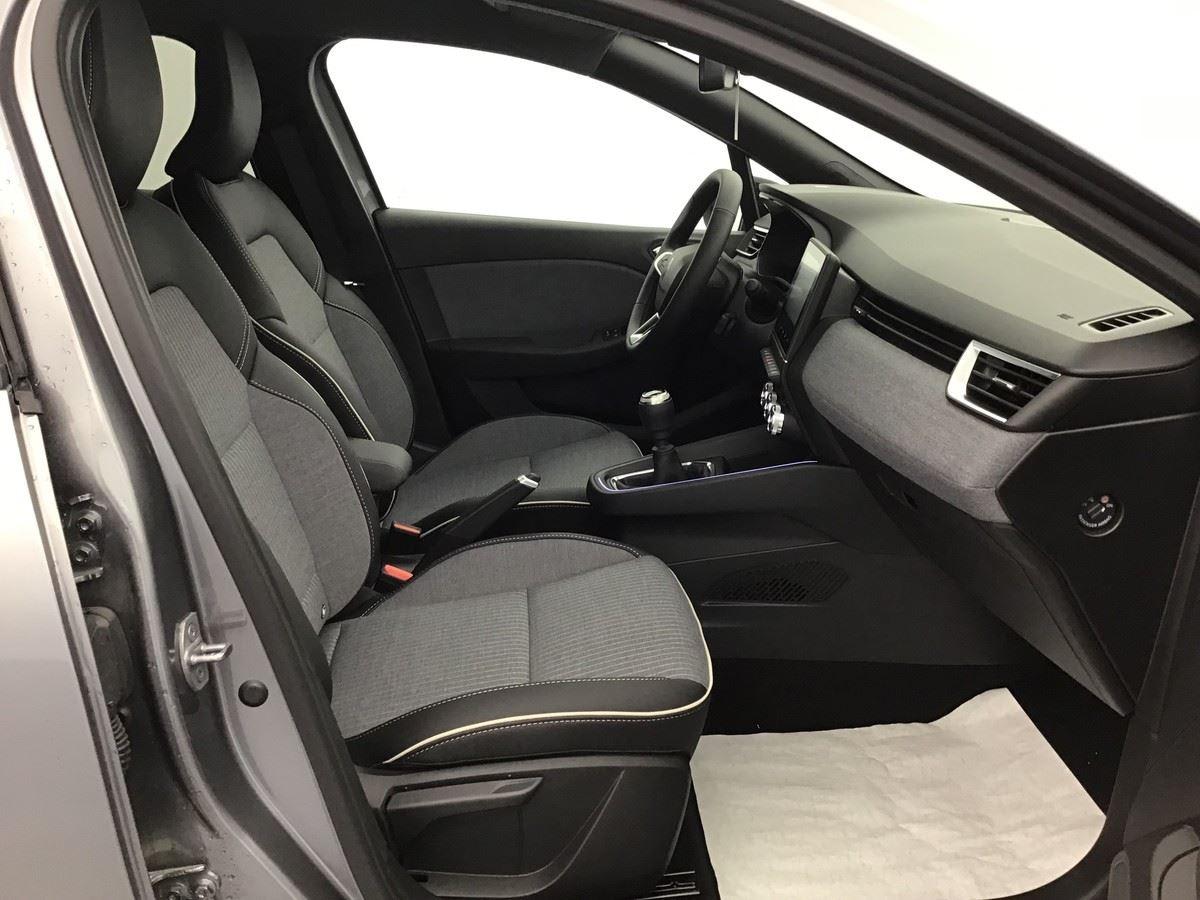 380960_p2 - RENAULT - CLIO 5 - 2026 - photo 6