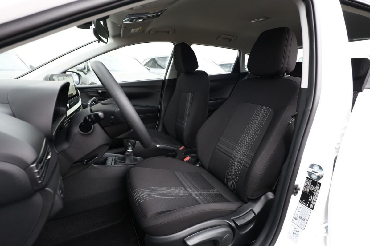 380824_p2 - HYUNDAI - I 20 - 2026 - photo 5