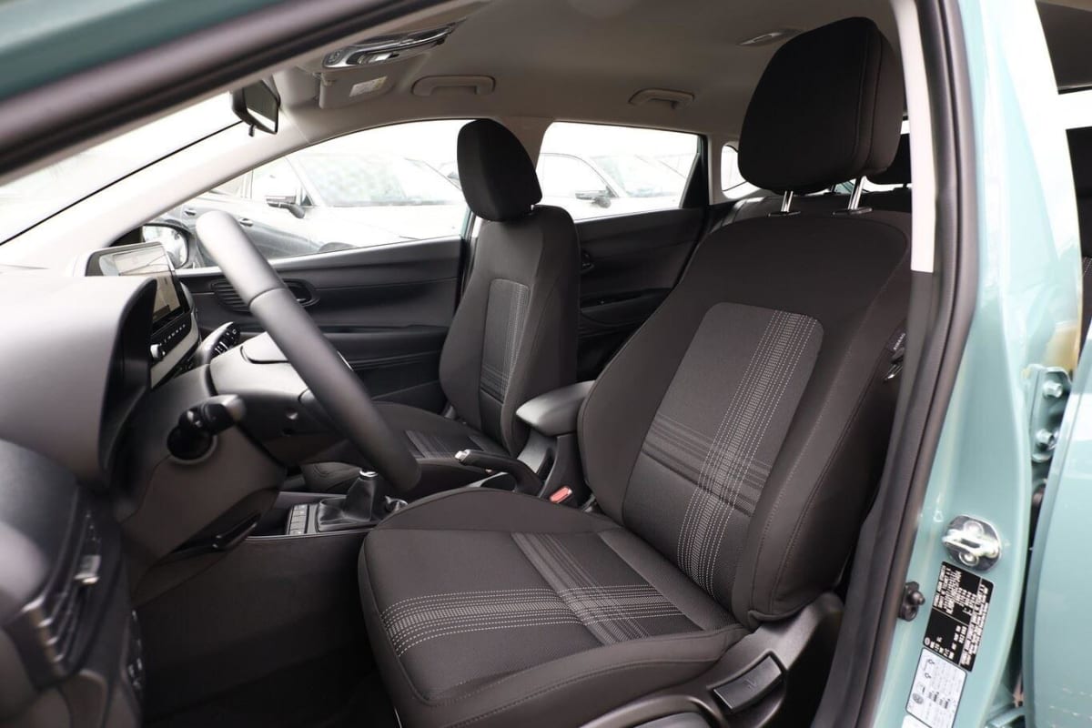 380825_p2 - HYUNDAI - I 20 - 2026 - photo 5