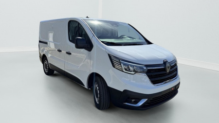 385941_p2 - RENAULT - TRAFIC - 2026