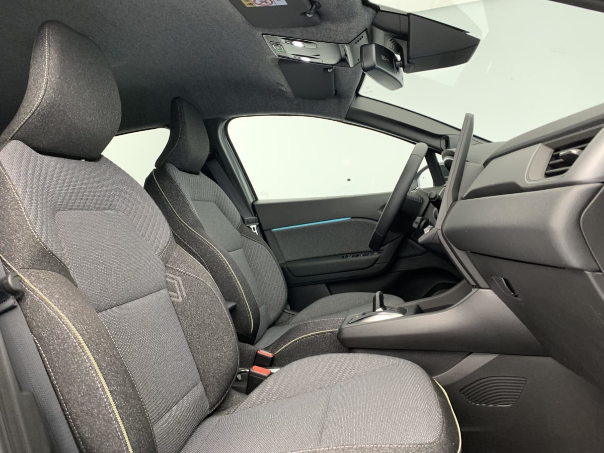 386026_p2 - RENAULT - CAPTUR - 2026 - photo 9