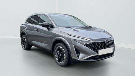 381105_p2 - NISSAN - QASHQAI - 2025