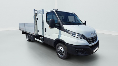 392390_p2 - IVECO - DAILY PLATEAU - 2025