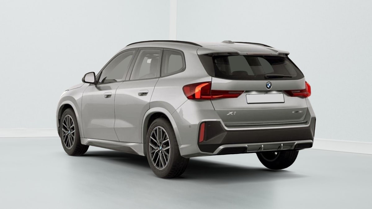 392469_p2 - BMW - X1 - 2026 - photo 4